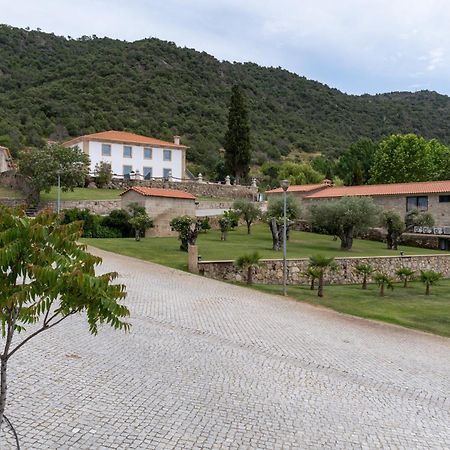 Quinta Da Terrincha Pensionat Torre De Moncorvo Exteriör bild